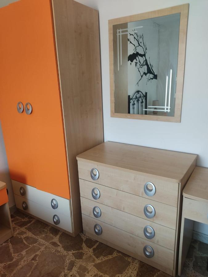 Il Girasole Bed & Breakfast Кротоне Екстериор снимка