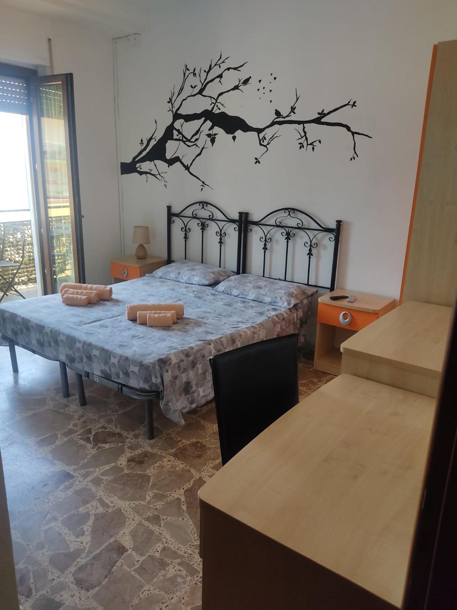 Il Girasole Bed & Breakfast Кротоне Екстериор снимка