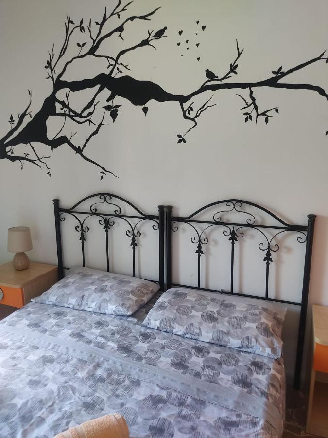 Il Girasole Bed & Breakfast Кротоне Екстериор снимка