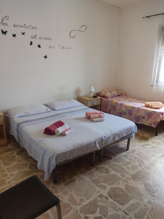 Il Girasole Bed & Breakfast Кротоне Екстериор снимка