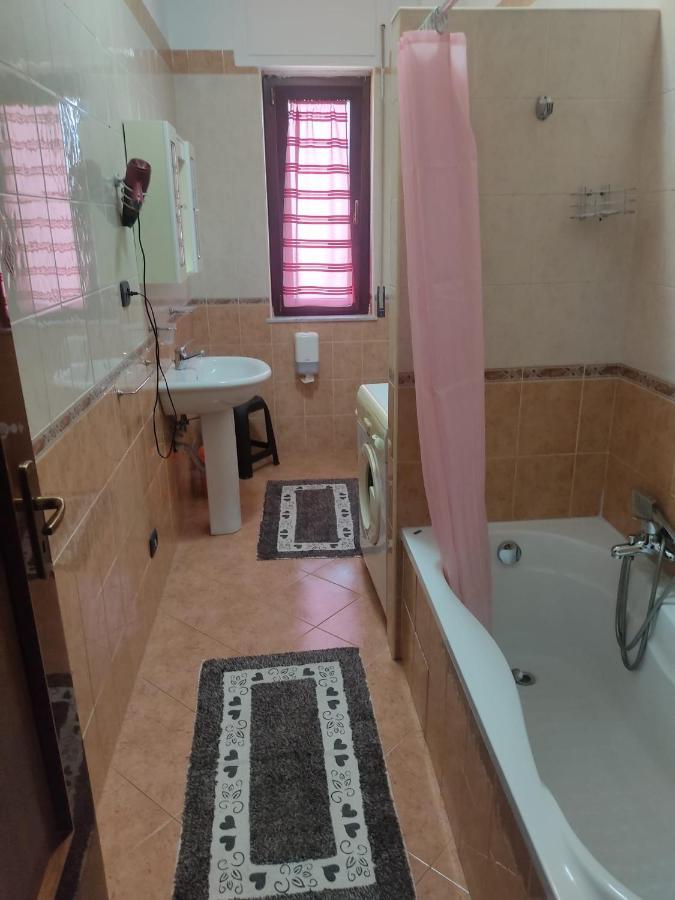 Il Girasole Bed & Breakfast Кротоне Екстериор снимка